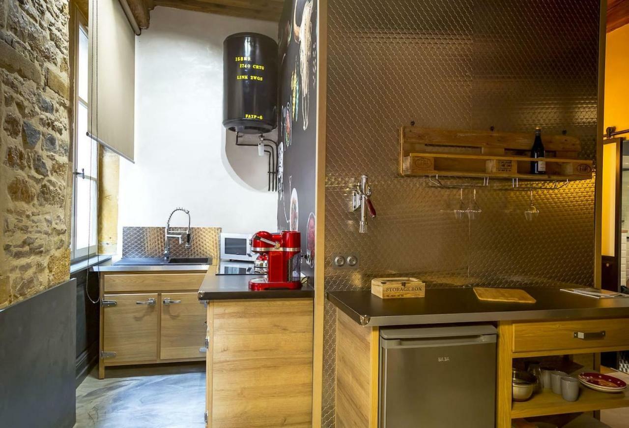 Small Factory Apartment ลียง ภายนอก รูปภาพ
